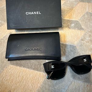 Chanel Sunglasses Used Black